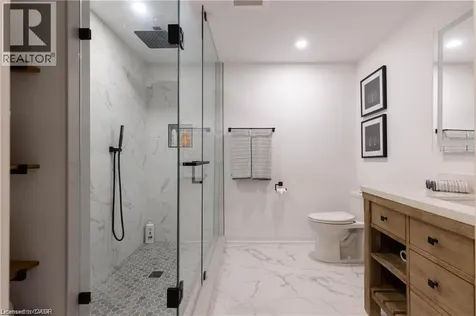 41 Creanona Boulevard Stoney Creek ON L8E 5G2