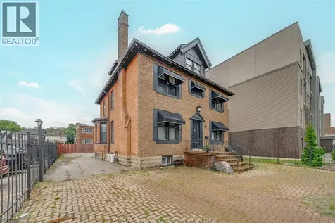 961 Ouellette Avenue Windsor ON N9A 4J5