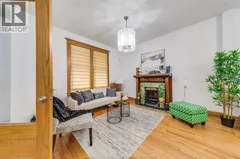 961 Ouellette Avenue Windsor ON N9A 4J5