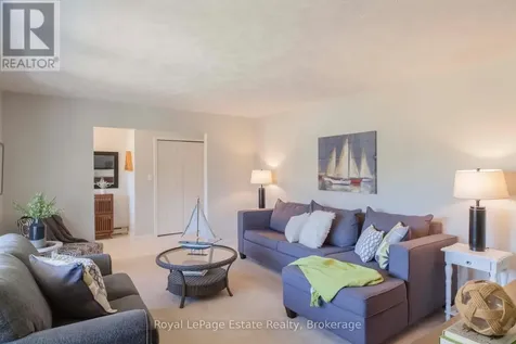 21 Sauble Woods Crescent South Bruce Peninsula ON N0H 2G0