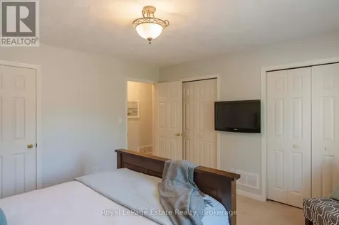 21 Sauble Woods Crescent South Bruce Peninsula ON N0H 2G0