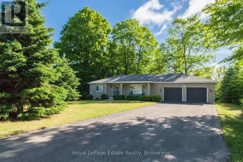 21 Sauble Woods Crescent South Bruce Peninsula ON N0H 2G0