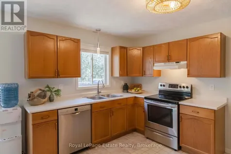 21 Sauble Woods Crescent South Bruce Peninsula ON N0H 2G0