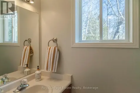 21 Sauble Woods Crescent South Bruce Peninsula ON N0H 2G0