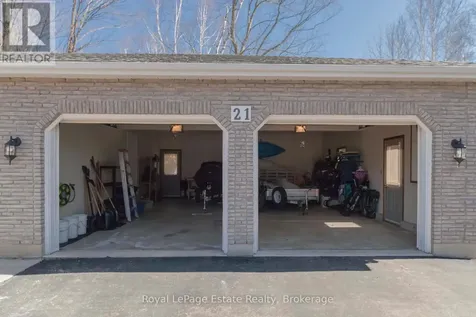 21 Sauble Woods Crescent South Bruce Peninsula ON N0H 2G0