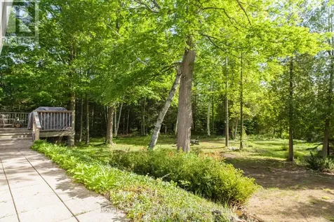21 Sauble Woods Crescent South Bruce Peninsula ON N0H 2G0