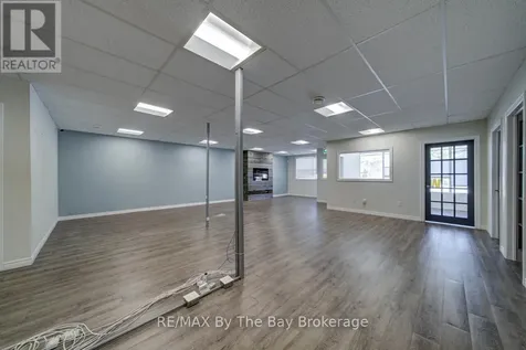 1367 Mosley Street Wasaga Beach ON L9Z 2C5