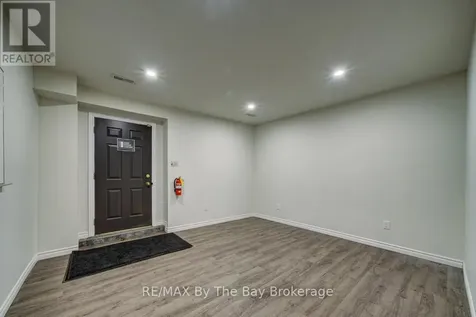 1367 Mosley Street Wasaga Beach ON L9Z 2C5