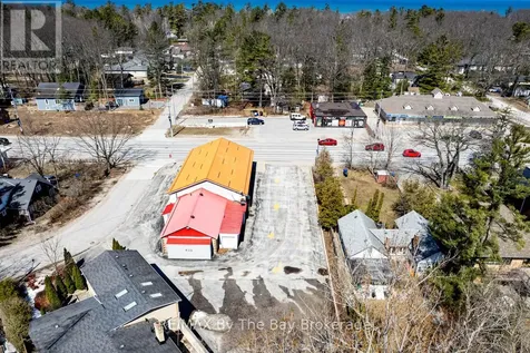 1367 Mosley Street Wasaga Beach ON L9Z 2C5
