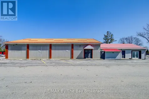 1367 Mosley Street Wasaga Beach ON L9Z 2C5
