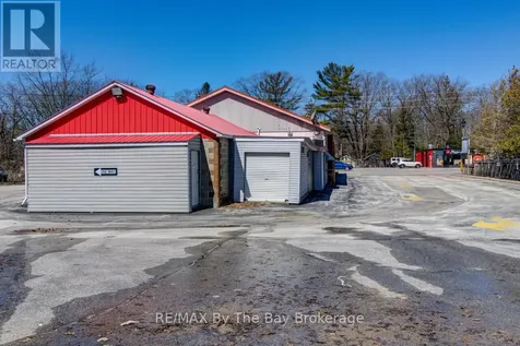 1367 Mosley Street Wasaga Beach ON L9Z 2C5