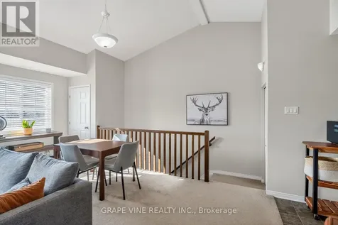 104 Artesa Private Ottawa ON K2S 0J8