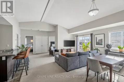 104 Artesa Private Ottawa ON K2S 0J8