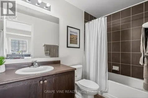 104 Artesa Private Ottawa ON K2S 0J8