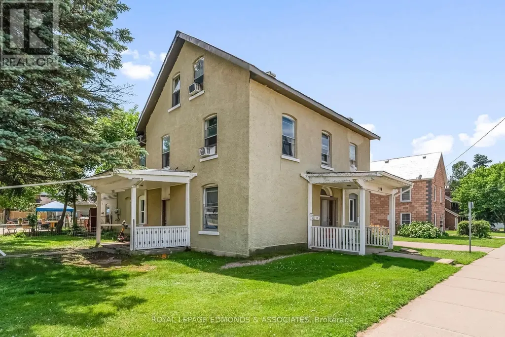 394 Pembroke Street East Pembroke ON K8A 3K6