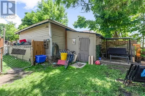 394 Pembroke Street East Pembroke ON K8A 3K6