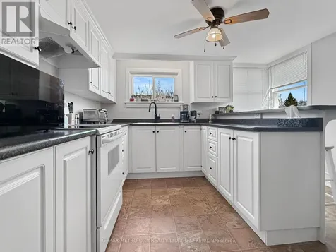 325 Joffre Avenue Renfrew ON K7V 3L6