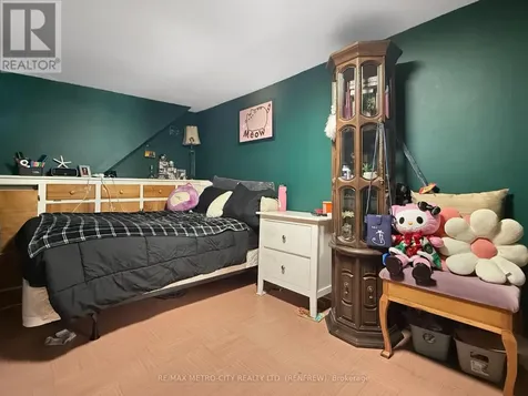 325 Joffre Avenue Renfrew ON K7V 3L6