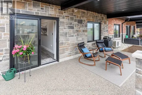 1306 15th Avenue East Owen Sound ON N4K 5R9