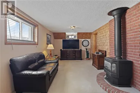 412 Bois Street Espanola ON P5E 1A6