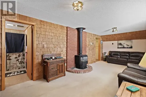 412 Bois Street Espanola ON P5E 1A6