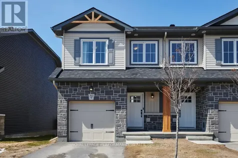 30 Whitcomb Crescent Smiths Falls ON K7A 0C2