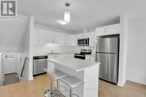30 Whitcomb Crescent Smiths Falls ON K7A 0C2