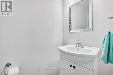 30 Whitcomb Crescent Smiths Falls ON K7A 0C2