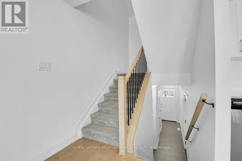 30 Whitcomb Crescent Smiths Falls ON K7A 0C2