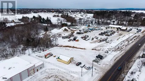 1366 Pembroke Street East Laurentian Valley ON K8A 6W2