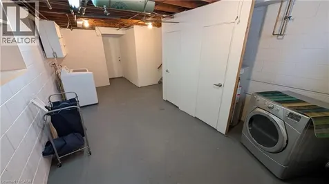 250 Highland Road West Stoney Creek ON L8J 3T7