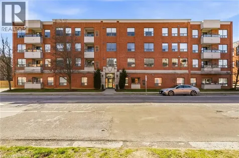 8 Main Street Dundas ON L9H 1B8