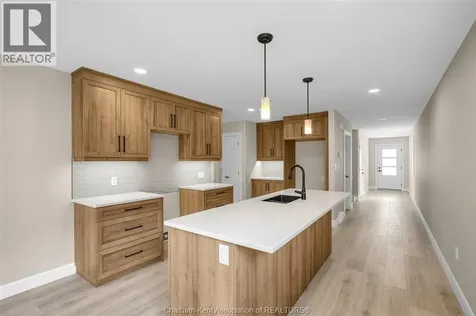 162 Ironwood Trail Chatham ON N7M 0T3