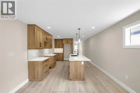 162 Ironwood Trail Chatham ON N7M 0T3