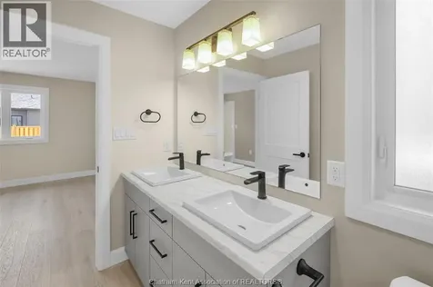 162 Ironwood Trail Chatham ON N7M 0T3