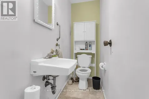 1 Lamers Court Tillsonburg ON N4G 4T6