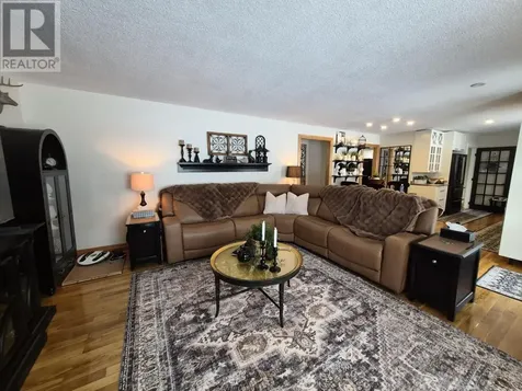 34 Redwing Avenue Manitouwadge ON P0T 2C0