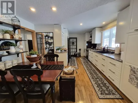 34 Redwing Avenue Manitouwadge ON P0T 2C0