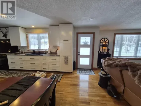 34 Redwing Avenue Manitouwadge ON P0T 2C0