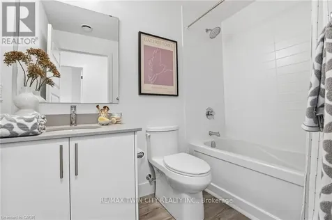 107 Roger Street Waterloo ON N2J 0G3