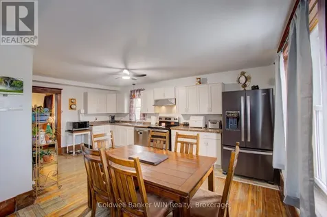 17 Arthur Street East Minto ON N0G 1Z0