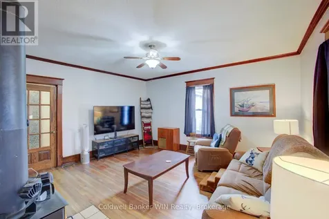 17 Arthur Street East Minto ON N0G 1Z0