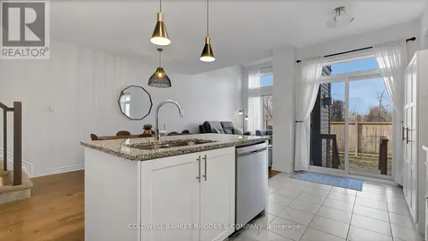 862 Chipping Circle Ottawa ON K4M 0E7