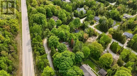 425 Dufferin Avenue South Bruce Peninsula ON N0H 2G0