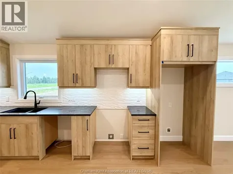 216 Ironwood Trail Chatham ON N7M 0T3