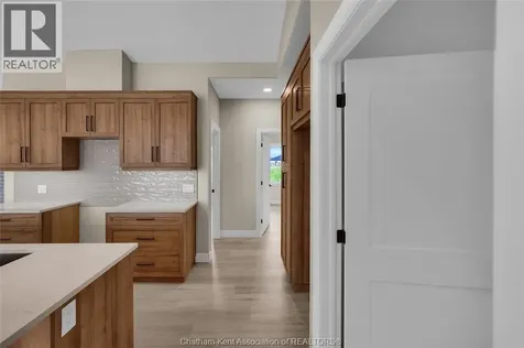 575 Keil Trail North Chatham ON N7L 0G8
