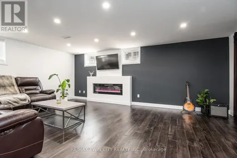 232 Shady Glen Crescent Kitchener ON N2R 1P6
