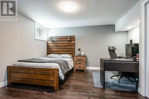 232 Shady Glen Crescent Kitchener ON N2R 1P6