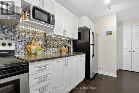 130A Lindenshade Drive Ottawa ON K2J 5R5