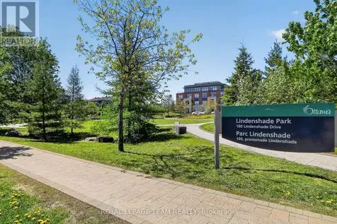 130A Lindenshade Drive Ottawa ON K2J 5R5